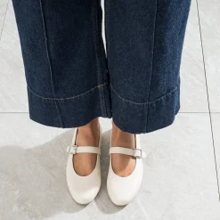 Babies écru à bride