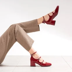 Babies rouge vernie à talon triple bride