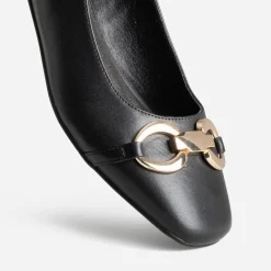 Ballerine à talon noire