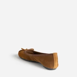 Ballerine cognac en cuir velours à petit nœud