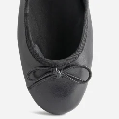 Ballerine noire en cuir avec noeud