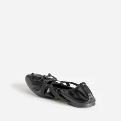 Ballerine noire élastiquée brides croisées