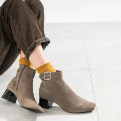 Boots à talon taupe cuir velours