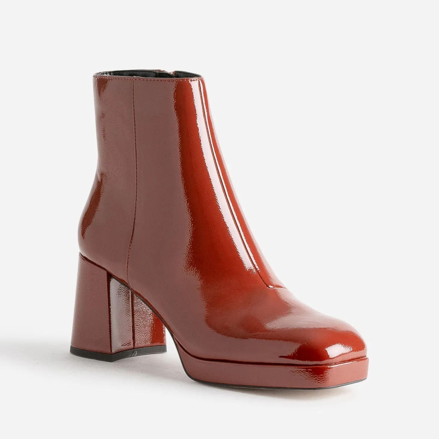 Boots camel verni éco-conçu à plateforme