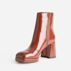 Boots camel verni éco-conçu à plateforme