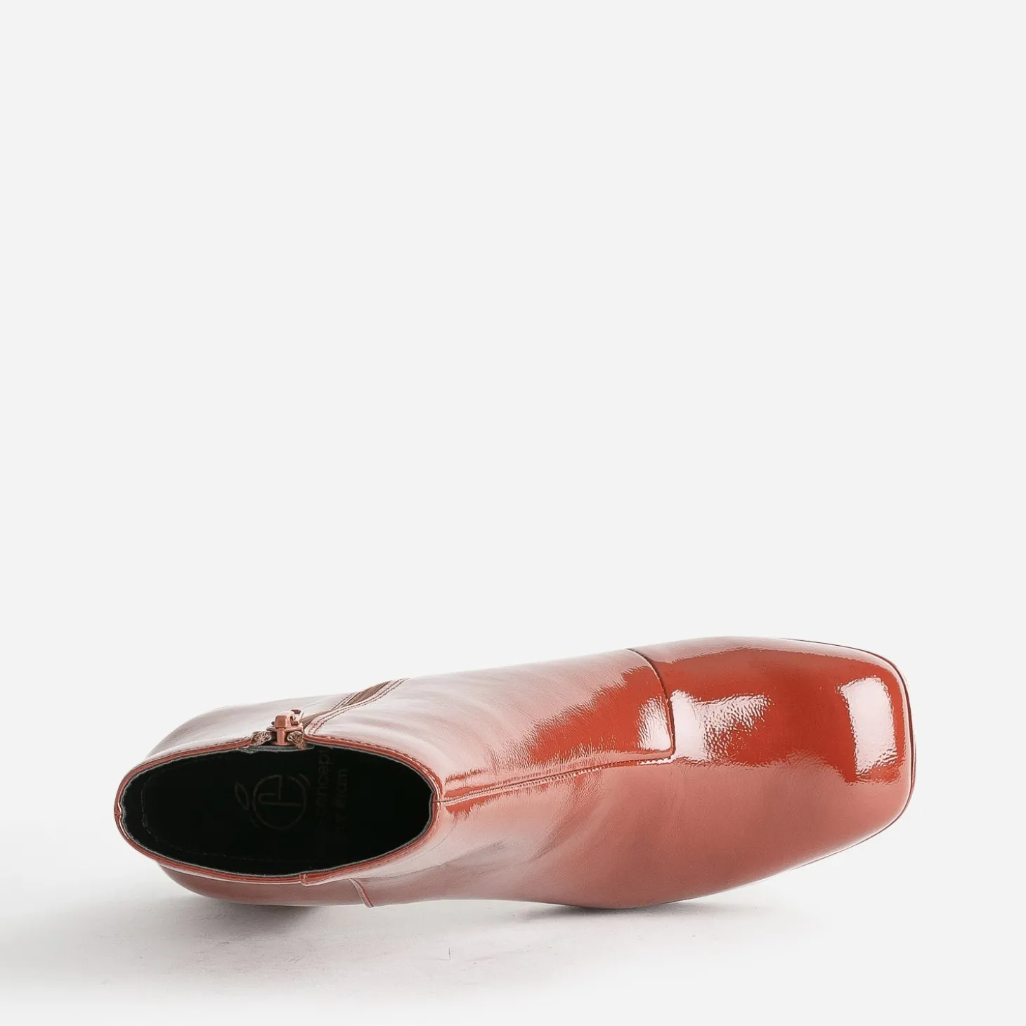 Boots camel verni éco-conçu à plateforme