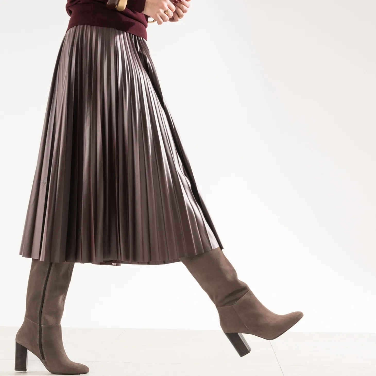 Botte taupe cuir velours