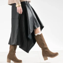 Botte taupe cuir velours semelle effet crêpe