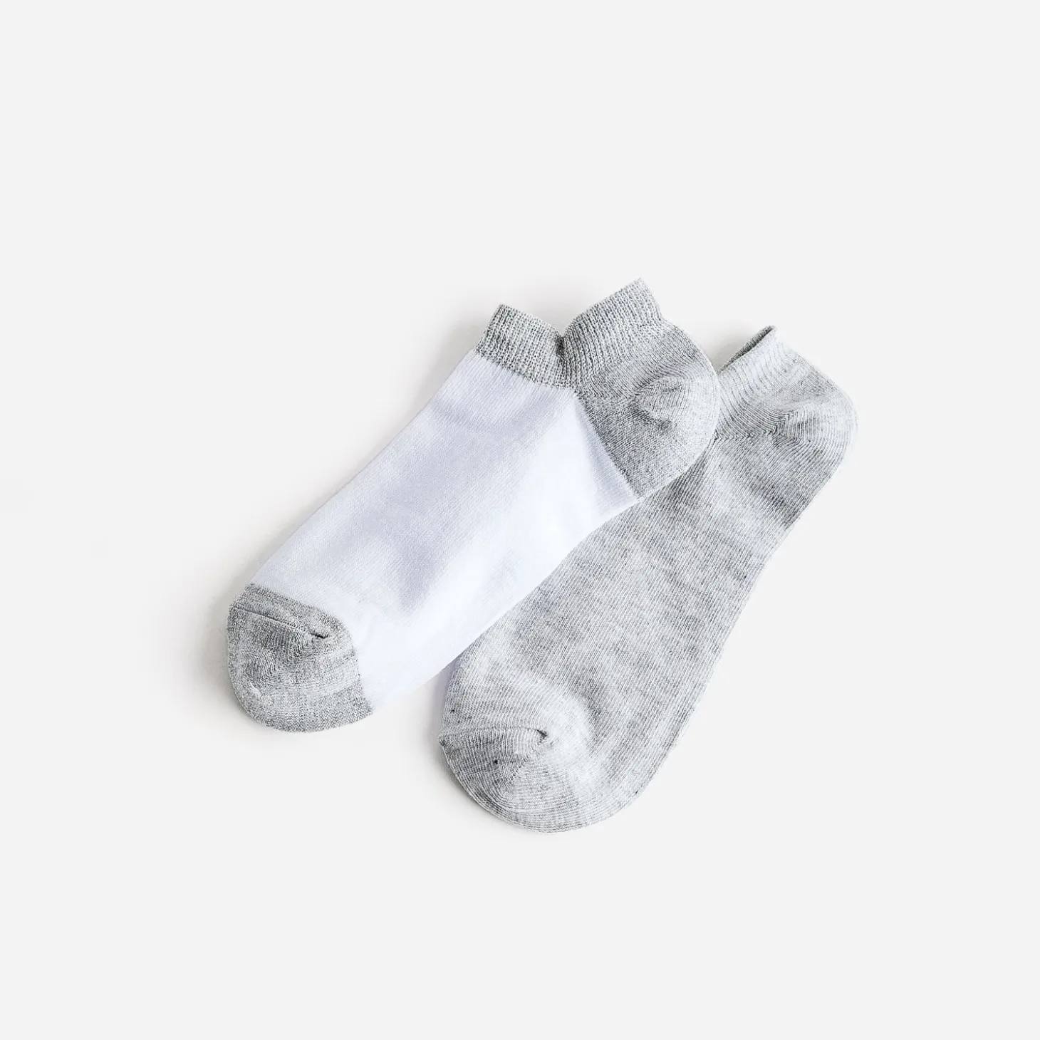 Chaussettes courtes blanches et gris pailleté