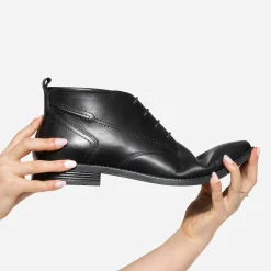 Chukka boots noir en cuir