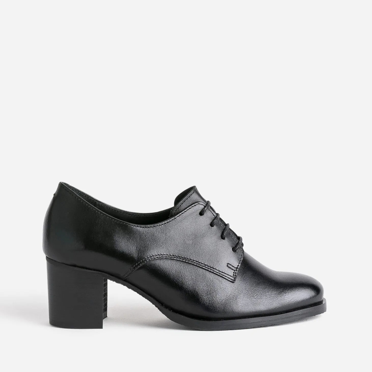 Derby à talon noir en cuir