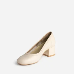 Escarpin beige clair en cuir