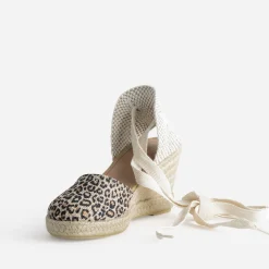 Espadrille compensée beige motif léopard