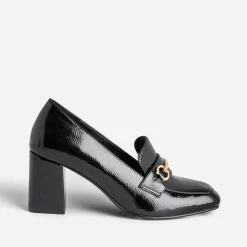 Mocassin à talon noir verni