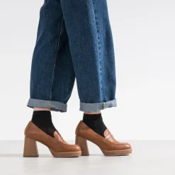 Mocassin camel à talon et plateforme
