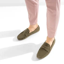 Mocassin kaki éco-conçu en cuir velours