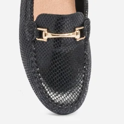 Mocassin noir en cuir velours effet python