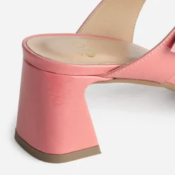 Mule à talon rose cuir verni double bride