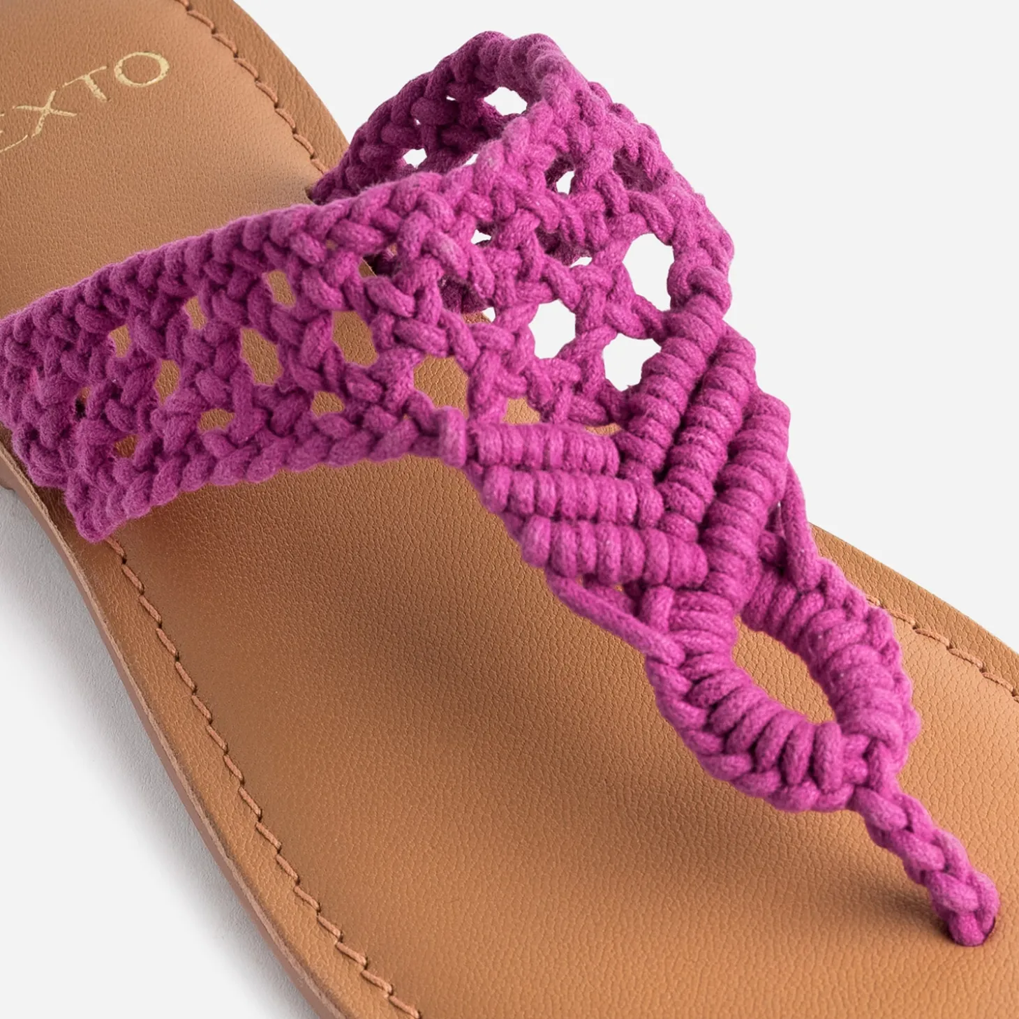 Mule-tong TEXTO rose en macramé