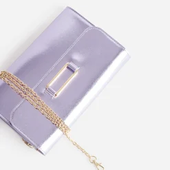 Pochette lilas métallisée