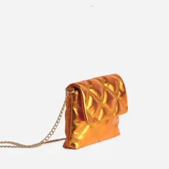 Pochette TEXTO orange métallisé matelassée