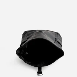 Sac à dos noir mat toucher gomme