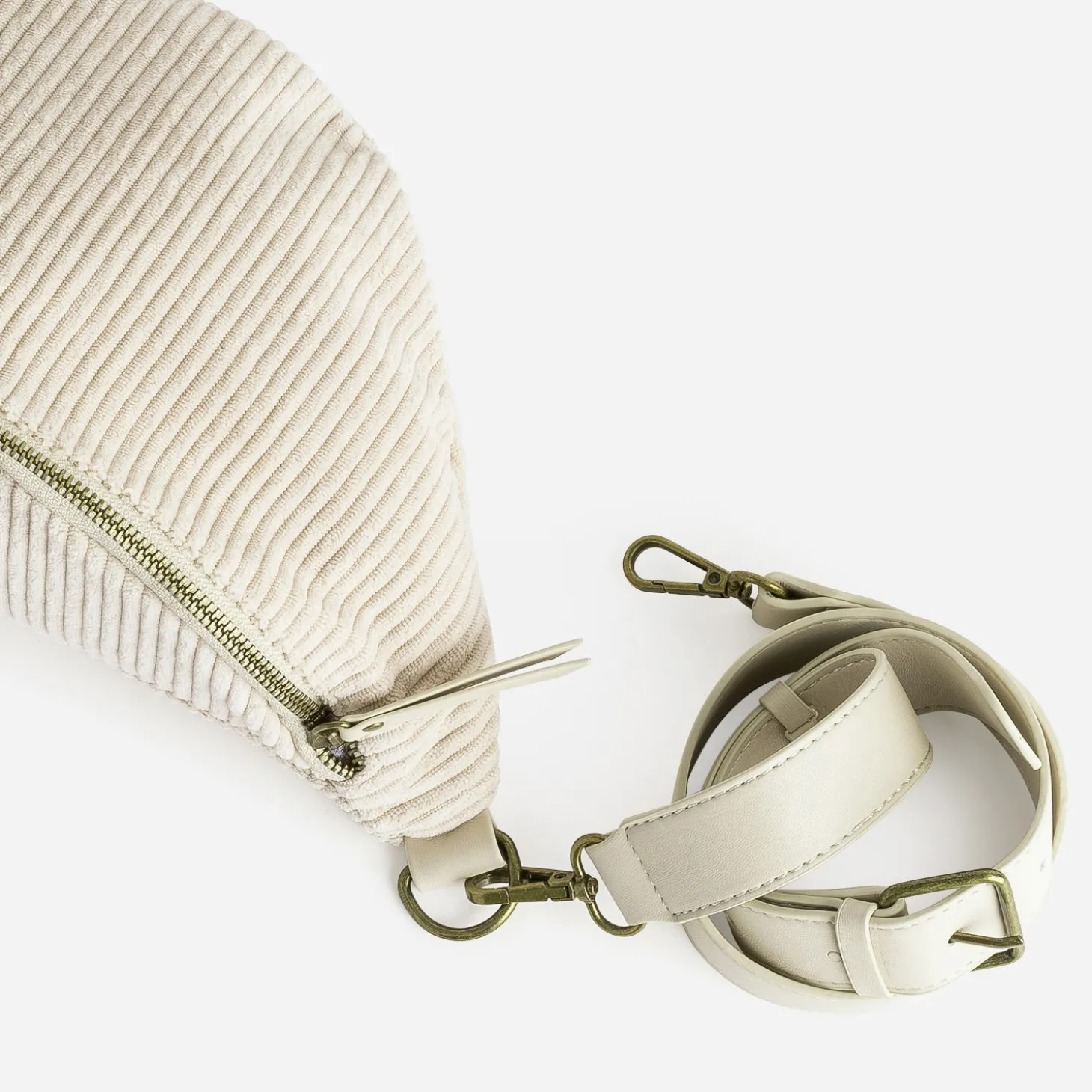 Sac banane écru velours côtelé