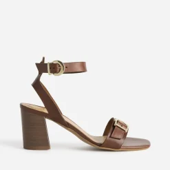 Sandale à talon cognac cuir