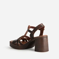 Sandale à talon marron cuir effet python