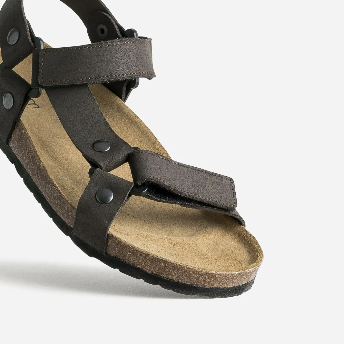 Sandale anatomique marron cuir à scratchs