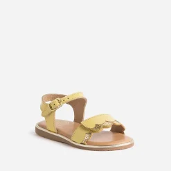 Sandale BUGGY jaune en cuir verni