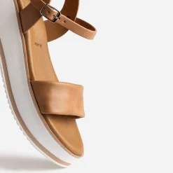 Sandale compensée BUGGY marron clair en cuir