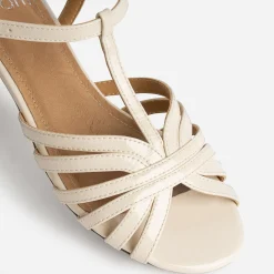 Sandale écrue vernie bride en T