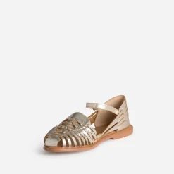Sandale fermée dorée cuir tressé