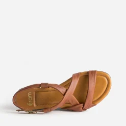 Sandale marron en cuir souple