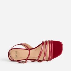 Sandale rouge vernie
