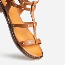 Sandale-spartiate camel cuir clouté