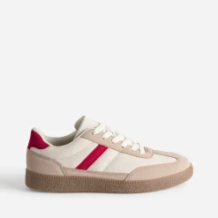 Tennis beige détails rouges