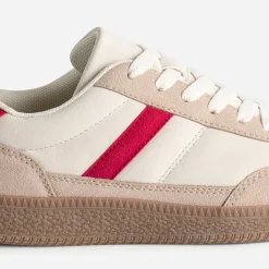 Tennis beige détails rouges