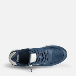 Tennis bleu marine perforée