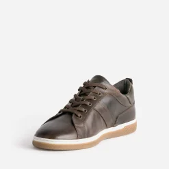 Tennis marron en cuir