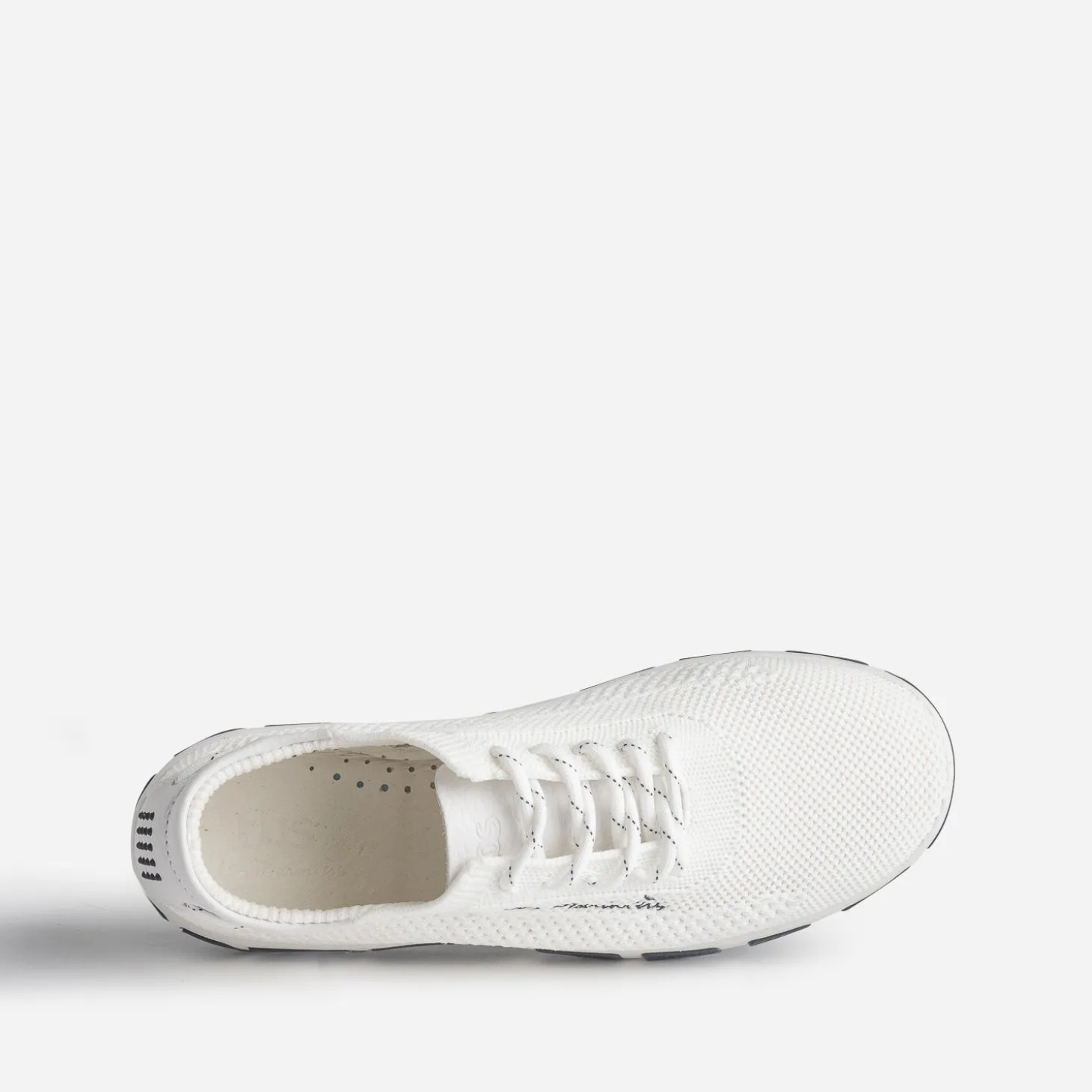 Tennis TBS blanche en mesh